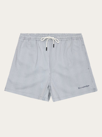 KnowledgeCotton Apparel - MEN Mid-thigh seersucker swimshorts Swimshorts 8021 Blue stripe